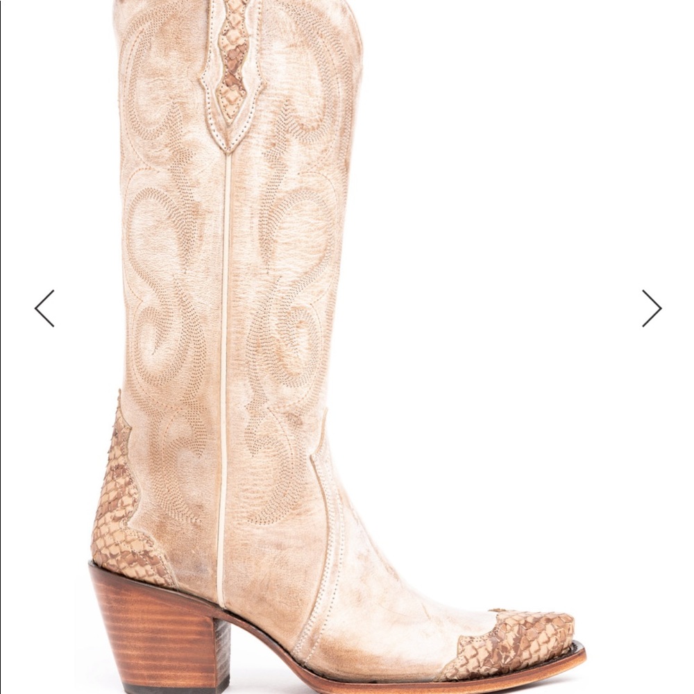 Idyllwind women’s sanded sky western boots